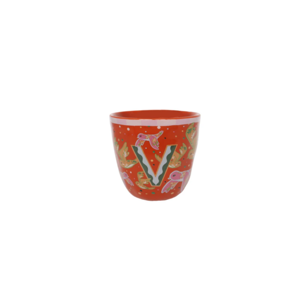 Cup letter V